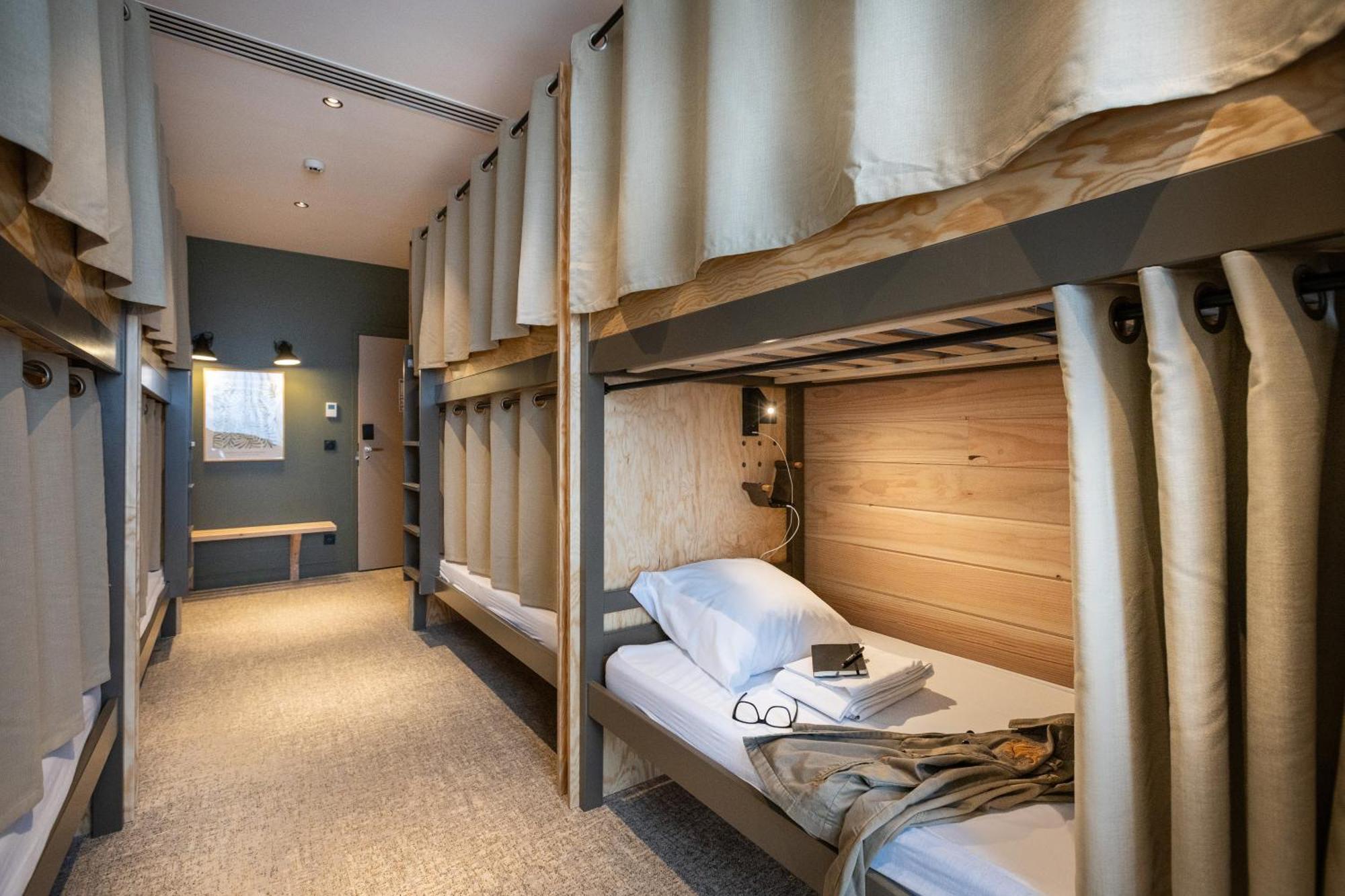 Hotel Le Bout Du Parc De ベルサイユ エクステリア 写真